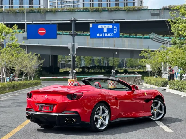 Ferrari Portofino — Фото автомобиля 5