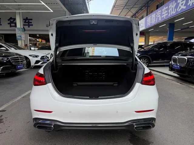 Mercedes-Benz C-Class — Фото автомобиля 19