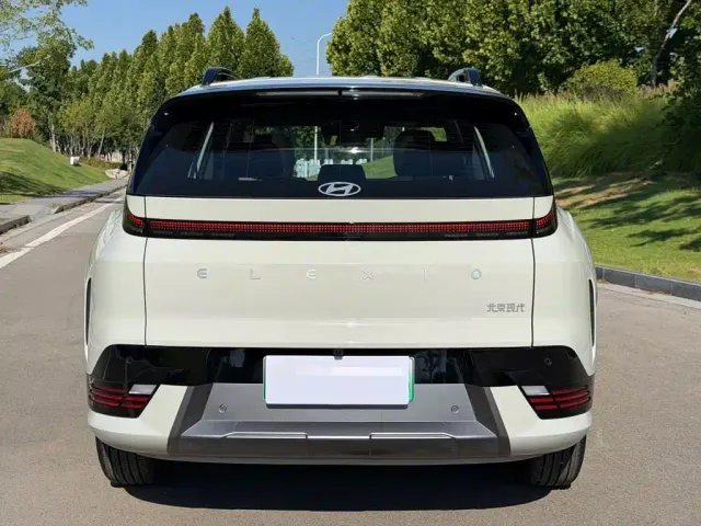 Hyundai ELEXIO — Фото автомобиля 10