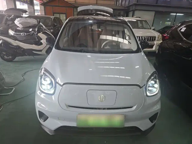 Leapmotor T03 — Фото автомобиля 2