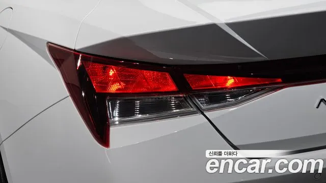 Hyundai Avante CN7 — Фото автомобиля 8