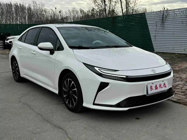 Toyota Corolla — Фото автомобиля 3
