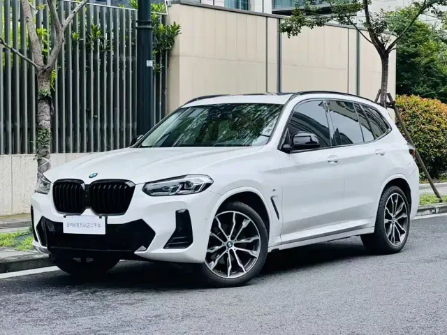 BMW X3 — Фото автомобиля 4