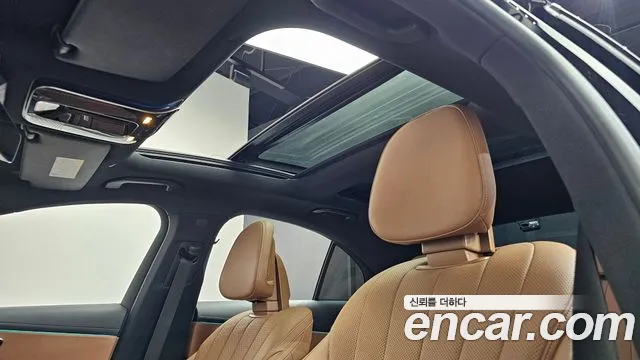 Mercedes-Benz E-Class W214 — Фото автомобиля 25