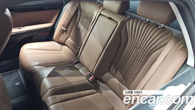 Hyundai Grandeur Grandeur (GN7) — Фото автомобиля 27