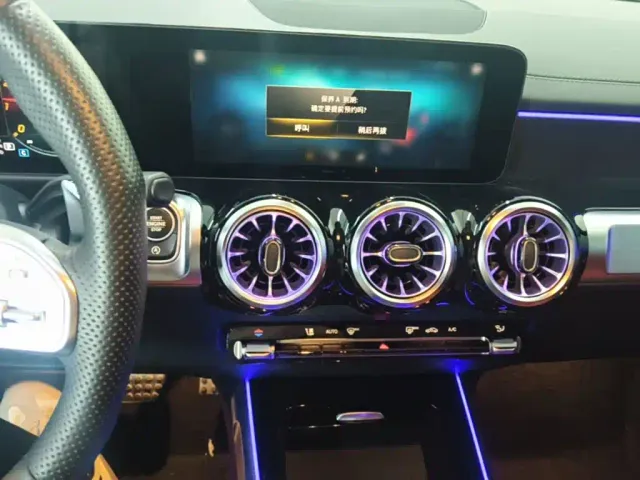 Mercedes-Benz GLB AMG — Фото автомобиля 12