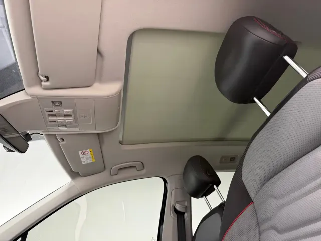 Volkswagen Tiguan L PHEV — Фото автомобиля 13