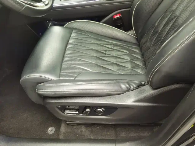GAC Trumpchi GS8 — Фото автомобиля 20