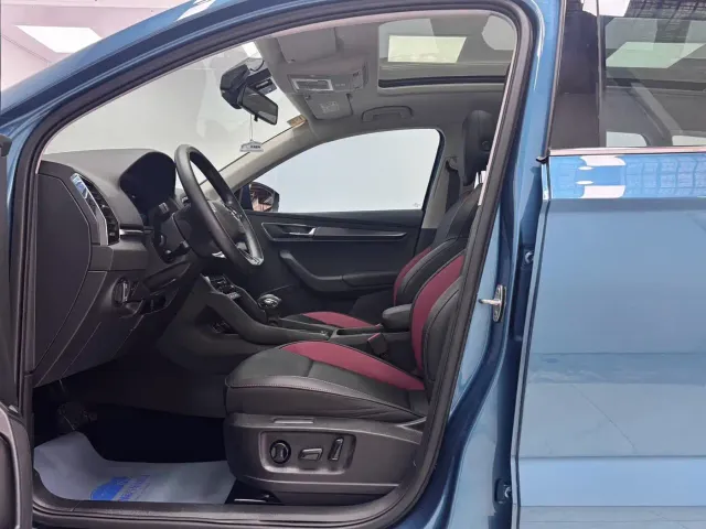 Skoda Karoq — Фото автомобиля 10