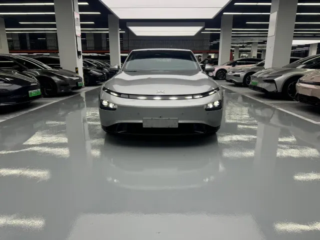 Xpeng P7 — Фото автомобиля 2