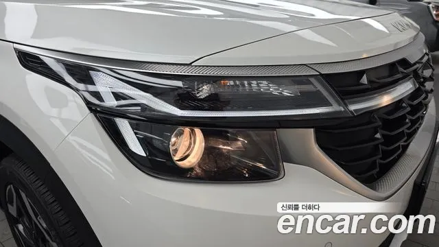 Kia Seltos Новый Seltos Бензин 2.0 2WD — Фото автомобиля 22