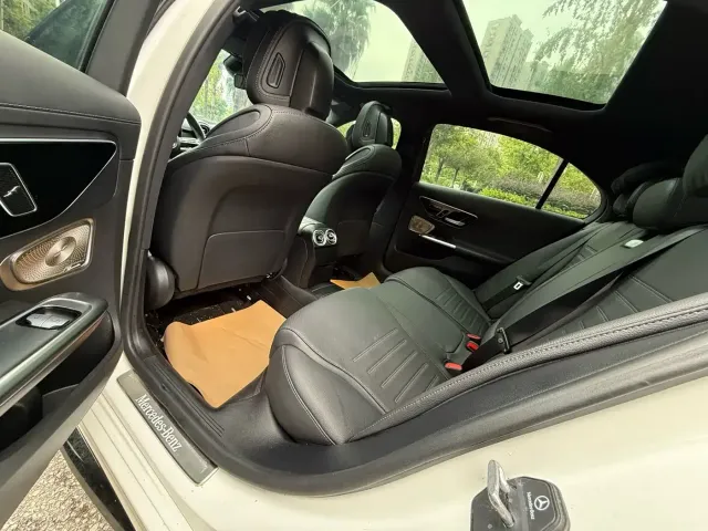 Mercedes-Benz C-Class — Фото автомобиля 8