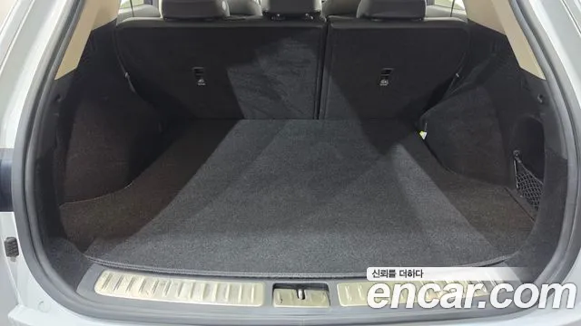 Genesis GV70 — Фото автомобиля 25