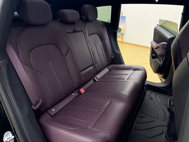 Nio ET5 Touring — Фото автомобиля 14