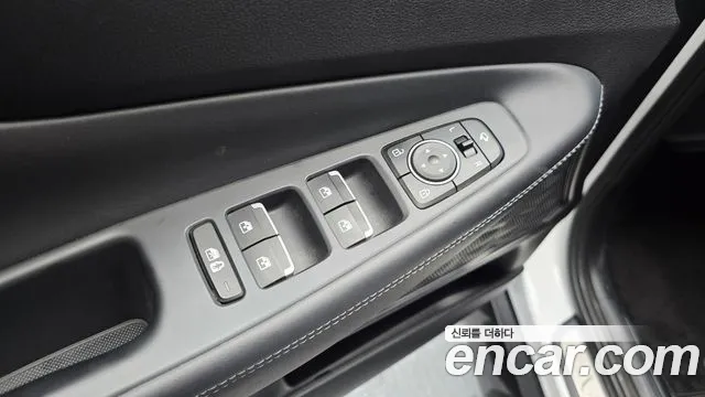Hyundai Santafe — Фото автомобиля 14