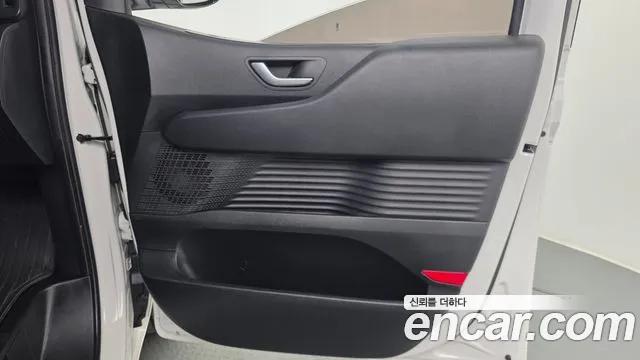 Hyundai Staria Staria Tourer 9 мест — Фото автомобиля 24