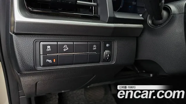 KG_Mobility_Ssangyong Rexton Новый Rexton Sport Khan Дизель 2.2 4WD — Фото автомобиля 12