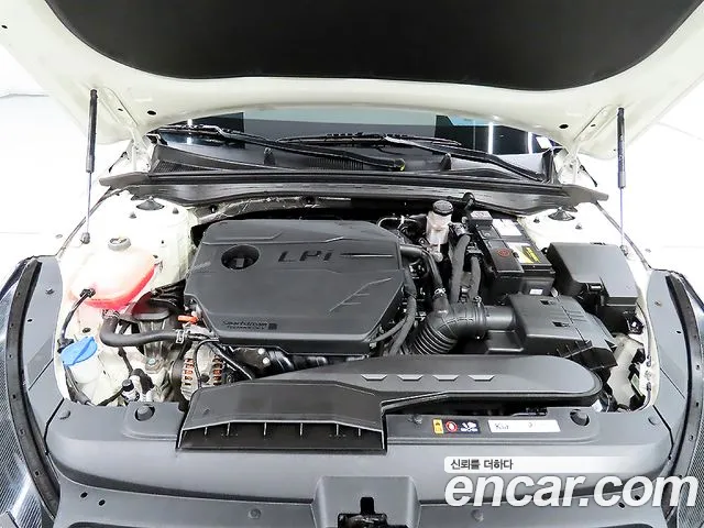 Kia K5 K5 3 поколение 2.0 LPI(Для проката) — Фото автомобиля 19