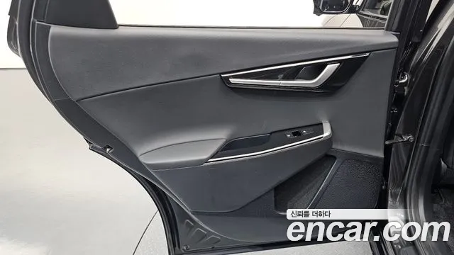 Kia EV6 — Фото автомобиля 23