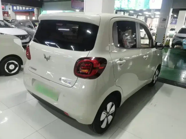 Wuling Hongguang Mini EV — Фото автомобиля 6