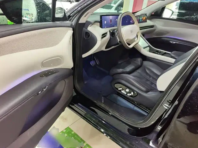 IM Motors IM LS7 — Фото автомобиля 15