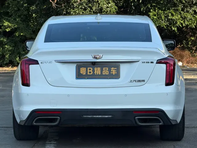 Cadillac CT5 — Фото автомобиля 4