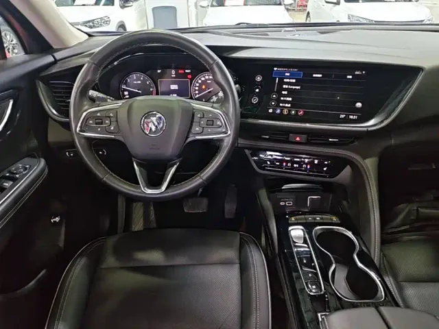 Buick Envision Plus — Фото автомобиля 12