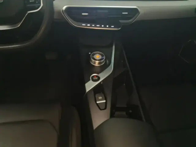 Geely Geometry A — Фото автомобиля 13