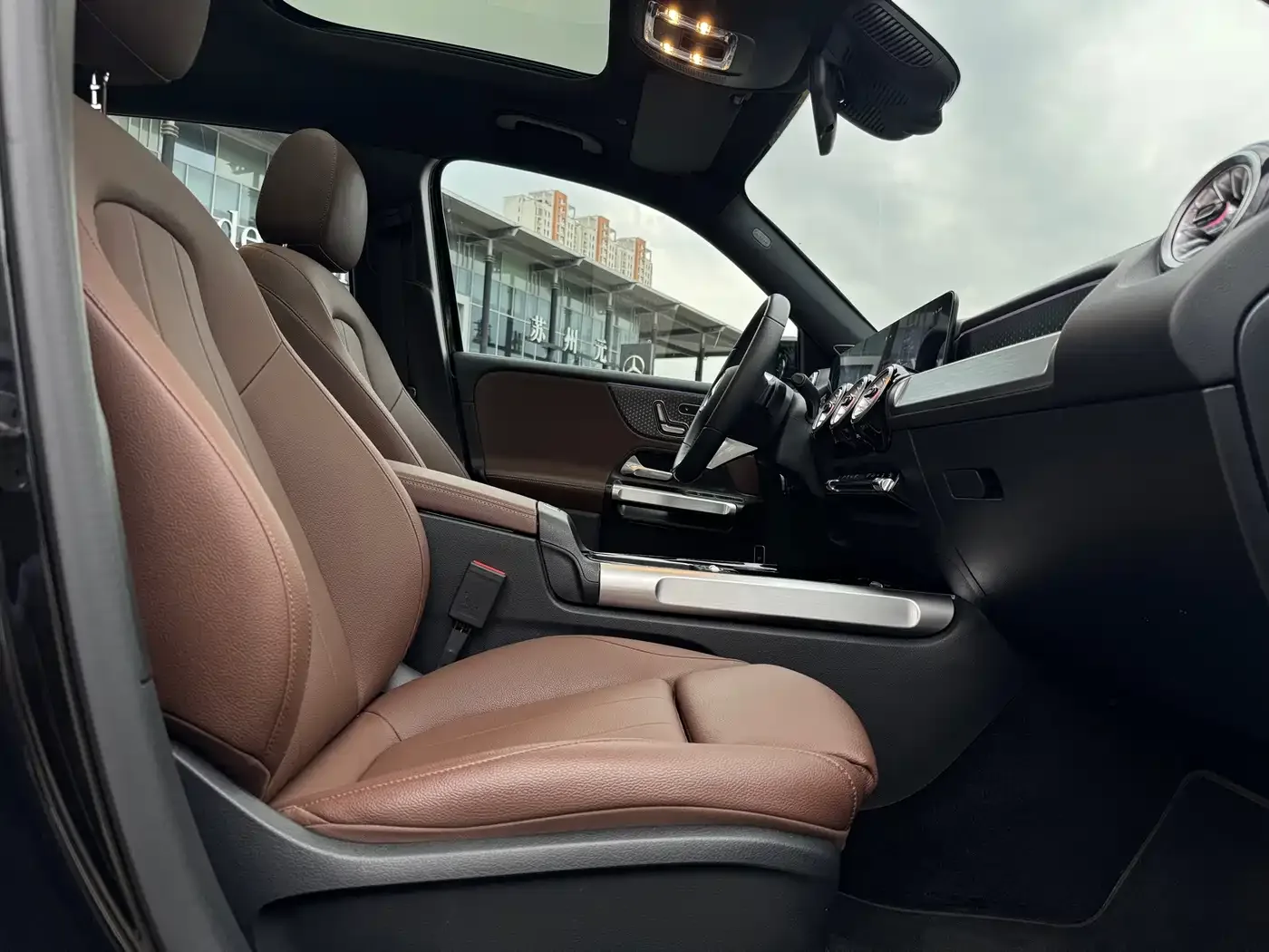 Mercedes-Benz Mercedes-Benz EQB 2025 EQB 260 — Фото автомобиля 15