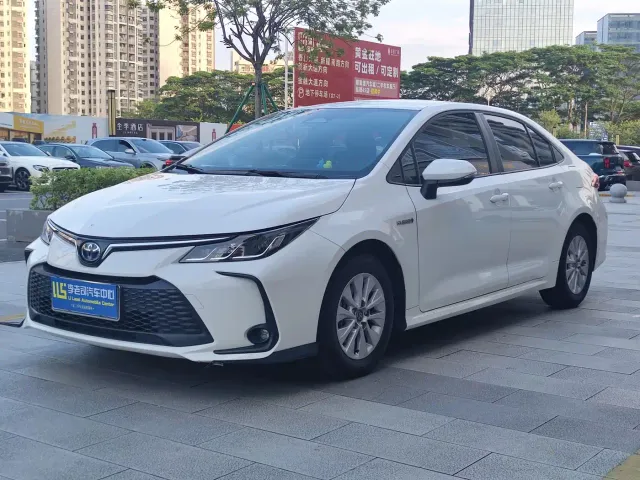 Фотография автомобиля — Toyota Corolla