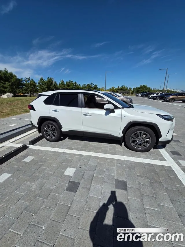 Toyota RAV4 5th Gen — Фото автомобиля 4
