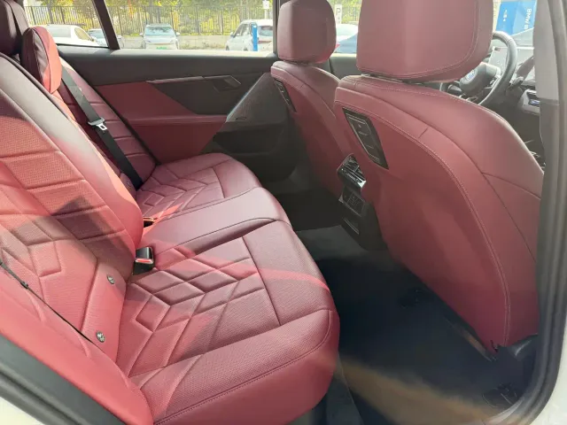BMW 5 Series — Фото автомобиля 17