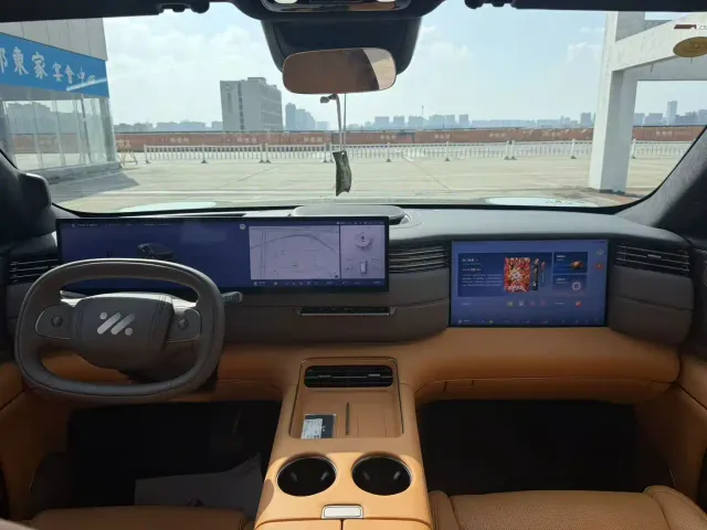 IM Motors LS8 — Фото автомобиля 5