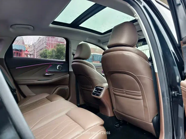 Chery Arrizo 8 — Фото автомобиля 9