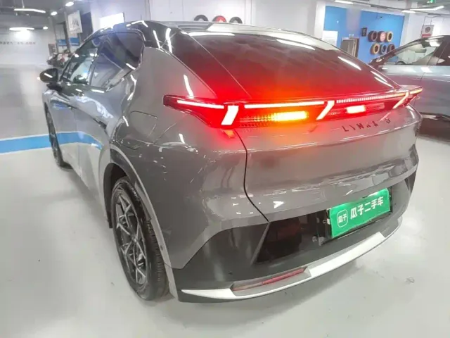 Lynk & Co Z20 — Фото автомобиля 4
