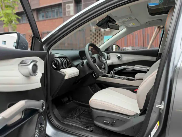 BYD Yuan PLUS — Фото автомобиля 10
