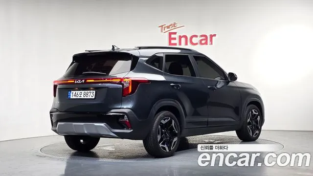Kia Seltos Новый Seltos Бензин 2.0 2WD — Фото автомобиля 2