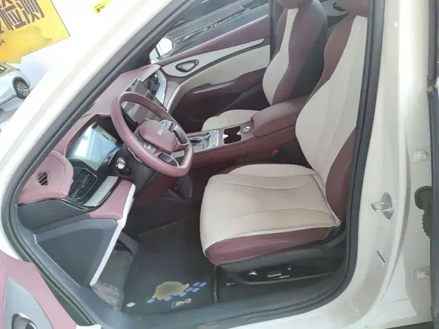 BYD Seal 07 DM-i — Фото автомобиля 14