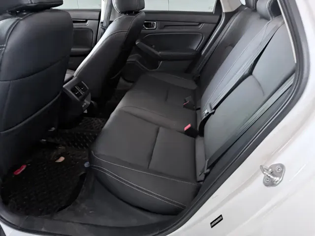 Honda Integra 2022 240TURBO CVT Premium Edition — Фото автомобиля 10