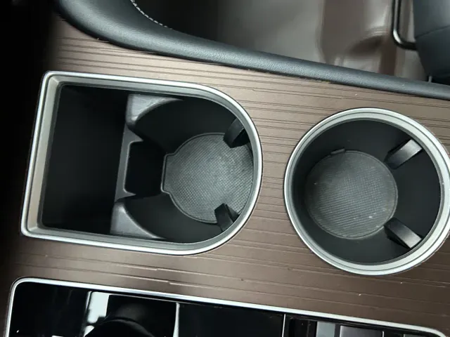 Toyota Granvia — Фото автомобиля 29