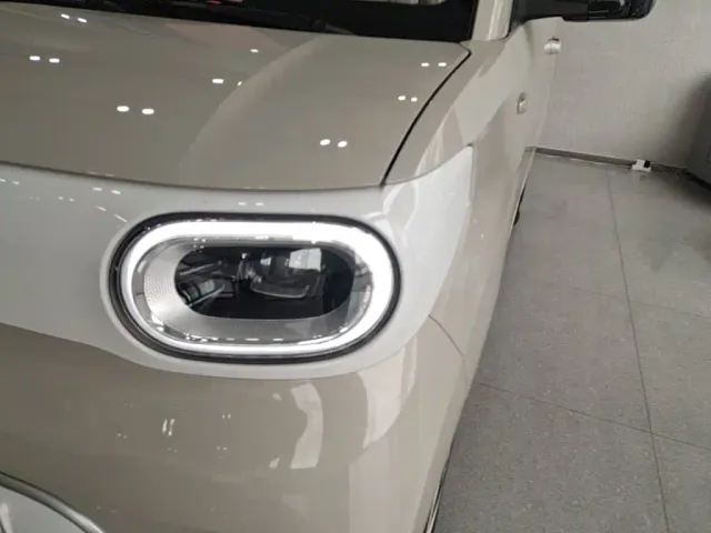 Wuling Hongguang Mini EV — Фото автомобиля 23