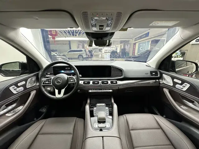 Mercedes-Benz GLS-Class — Фото автомобиля 20