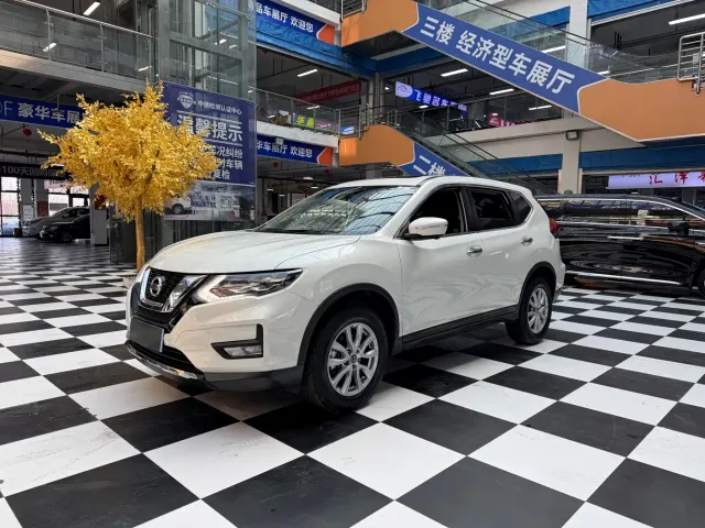 Фотография автомобиля — Nissan X-Trail