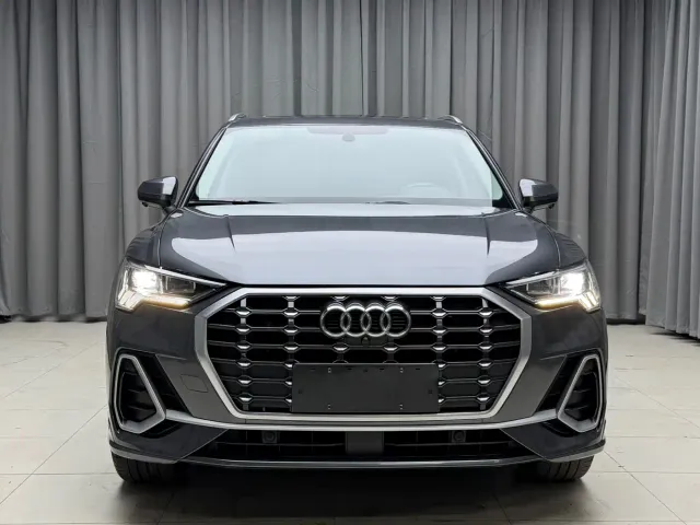 Audi Q3 — Фото автомобиля 2