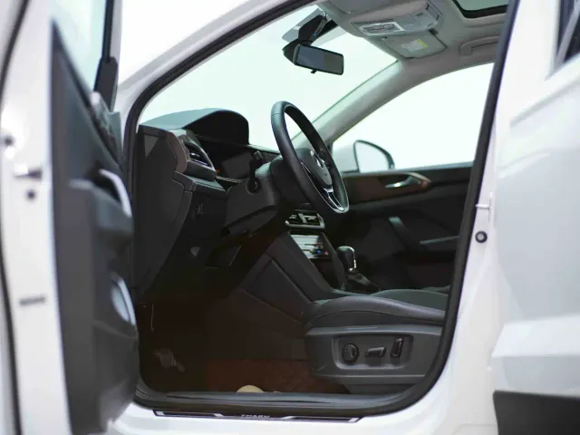 Volkswagen Tharu — Фото автомобиля 16