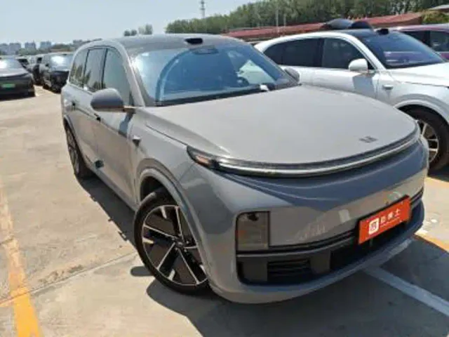 Li Auto L9 — Фото автомобиля 2