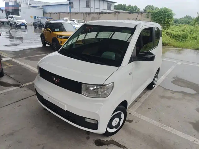 Фотография автомобиля — Wuling Hongguang Mini EV