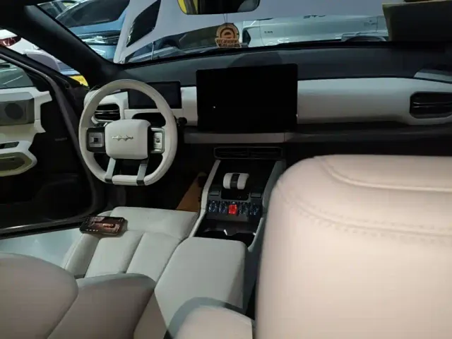 BYD FangChengBao Titanium 3 — Фото автомобиля 9