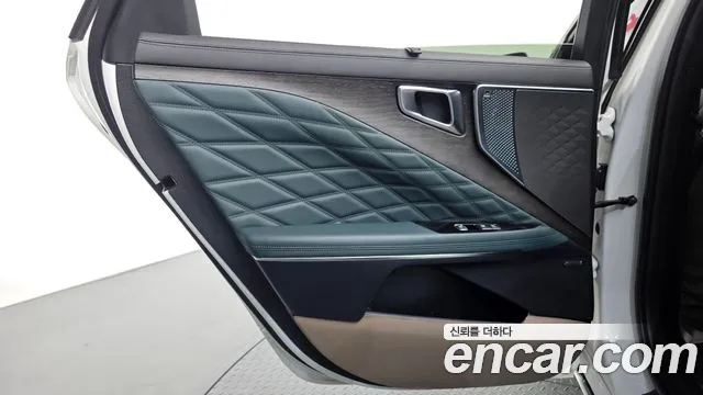 Kia K8 — Фото автомобиля 14