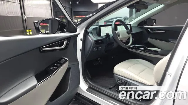 Kia EV6 — Фото автомобиля 10